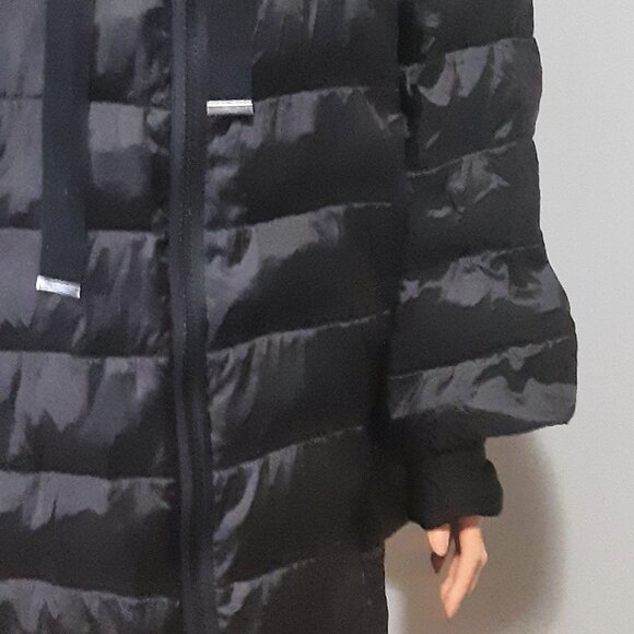 Nuage Luxury Puffer Jacket Size XL Unique Style Light weighted - Picture 9 of 16